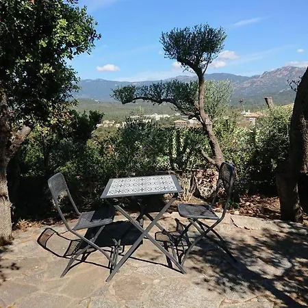 A 5 Minutes A Pied Du Centre De Vecchio